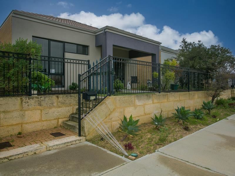 57 Rathkeale Boulevard, Ridgewood