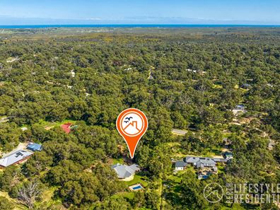 16 Harvest Circle, Two Rocks WA 6037