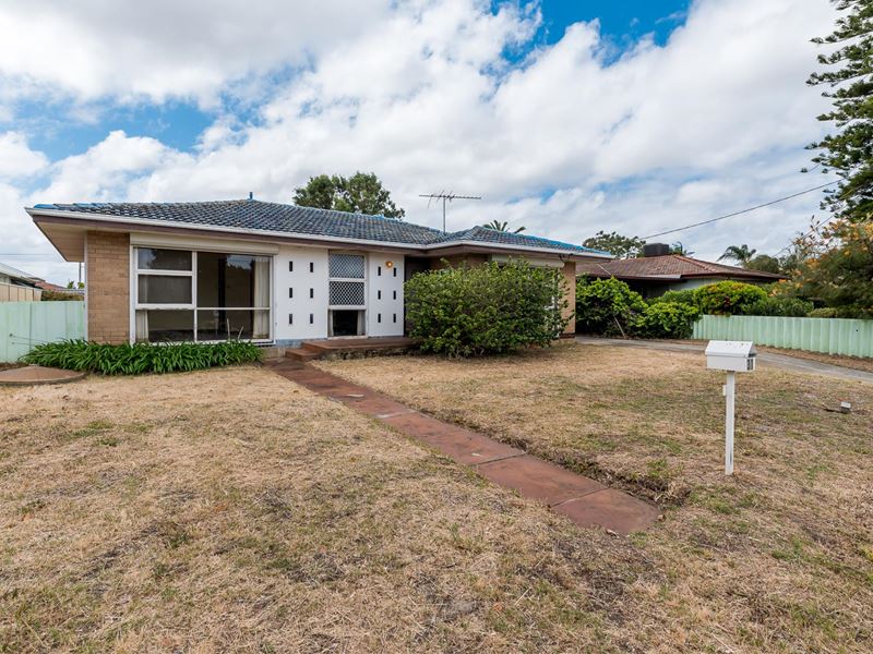 31 Holmwood Way, Embleton WA 6062