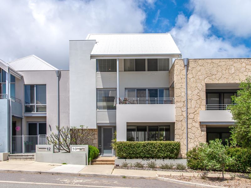 10 Bernier Rise, North Coogee WA 6163