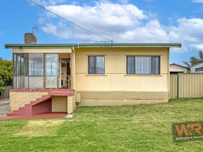 17 Muir Street, Spencer Park WA 6330