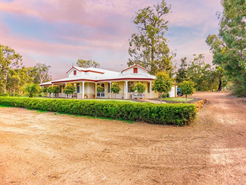 8 Bullich Retreat, Jarrahdale