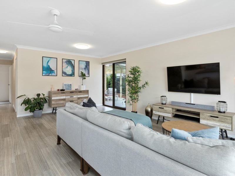 2/24 Mippi Road, Halls Head