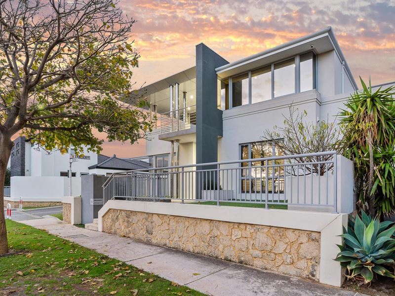22 Orsino Boulevard, North Coogee