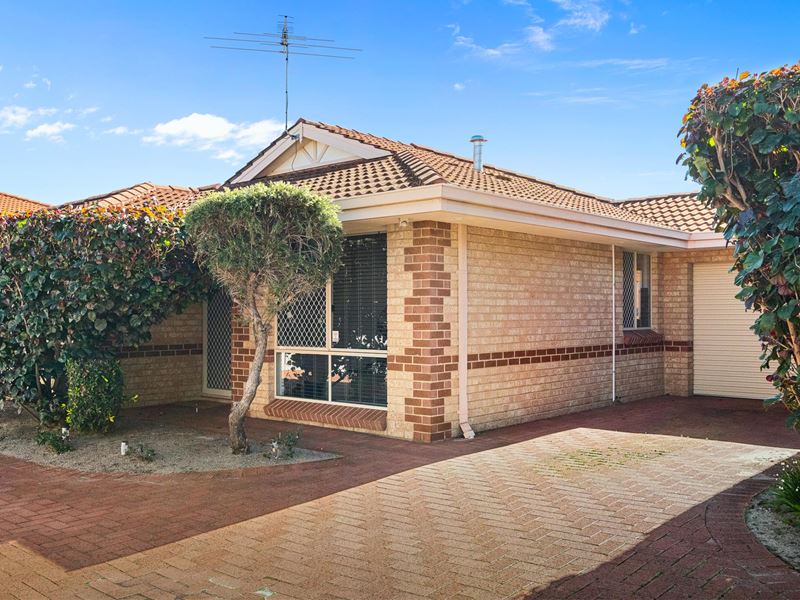 2/61 York Street, Tuart Hill