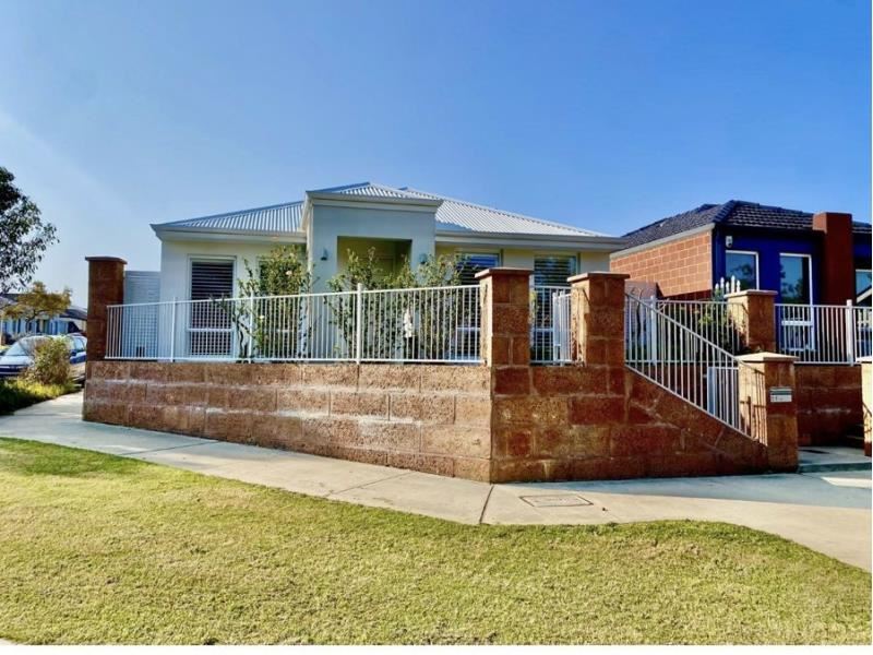 53 Cuddlepie Turn, Banksia Grove WA 6031