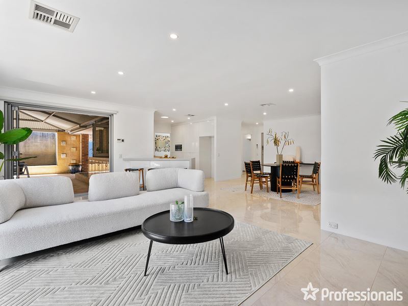 39 Hawkesbury Drive, Willetton