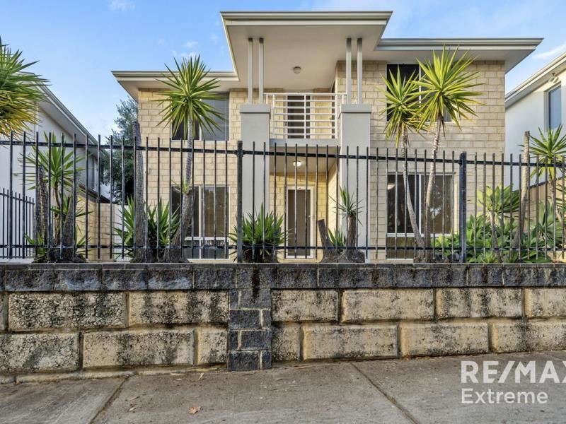 41 Nankeen Circle, Tapping