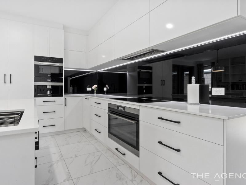 17 Orelia Street, Madora Bay