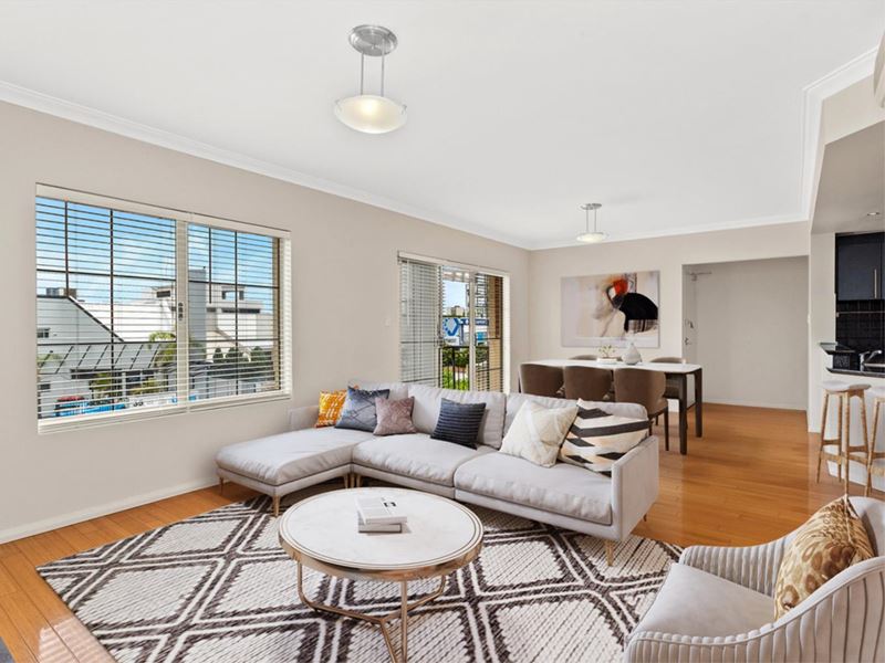 2/34 Kensington Street, East Perth