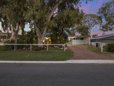 21 Hartland Place, Yanchep WA 6035