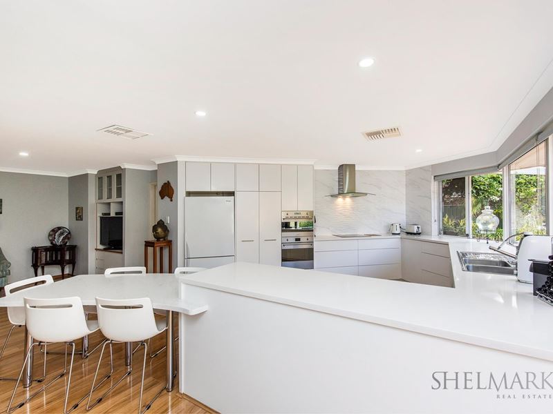 36 Allerton Way, Booragoon