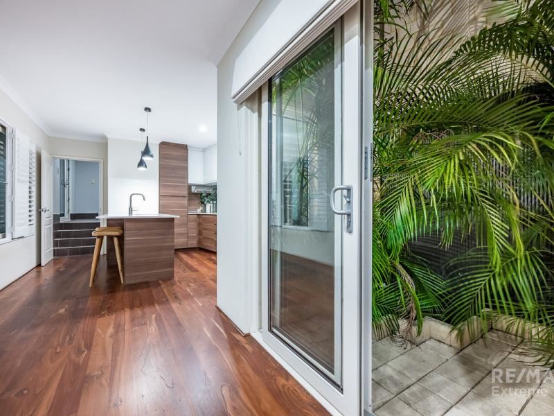 1/14 Greenshank Drive, Joondalup