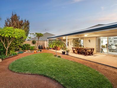 11 Yonga Way, South Guildford WA 6055