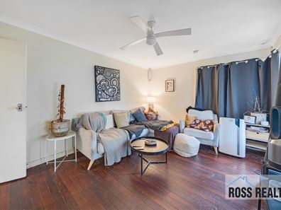 10 Chataway Road, Girrawheen WA 6064