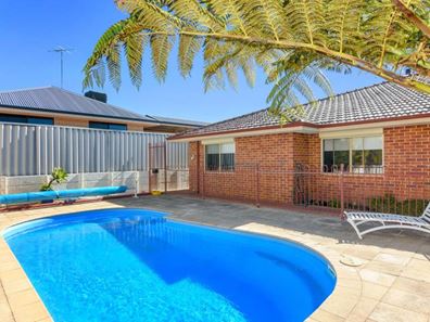 12 Wakefield Crescent, Australind WA 6233