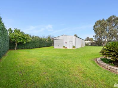 18 Lazenby Drive, Byford WA 6122