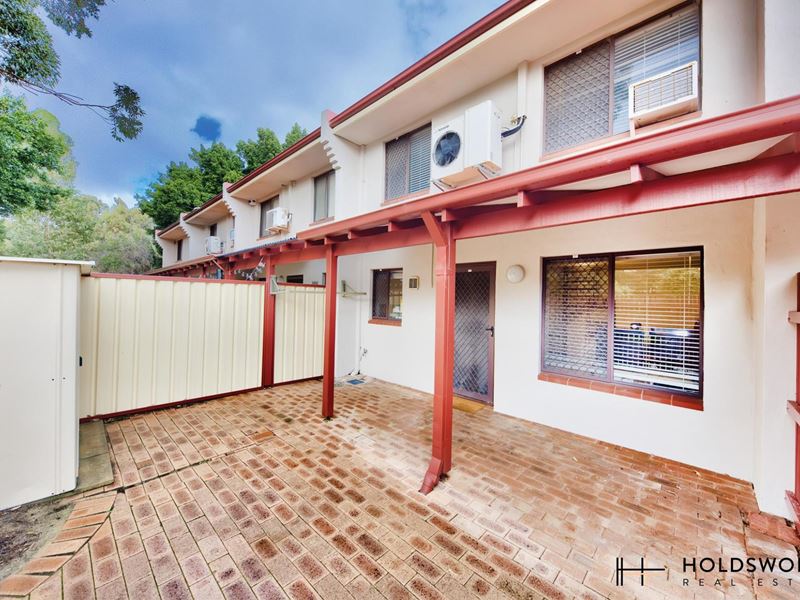4/33 Farina Drive, Yokine