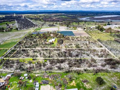 41 Lakeview Street, Mariginiup WA 6078