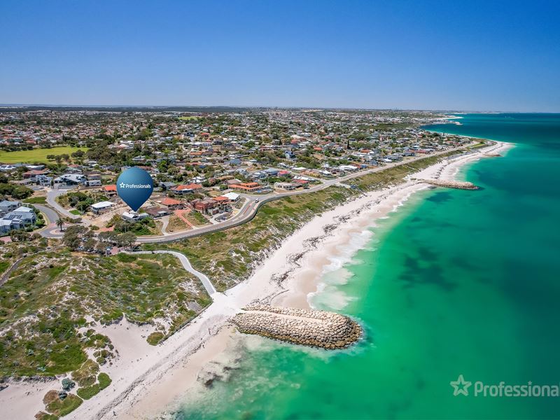 160 Ocean Drive, Quinns Rocks WA 6030