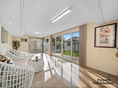 11 Widgee Road, Noranda WA 6062