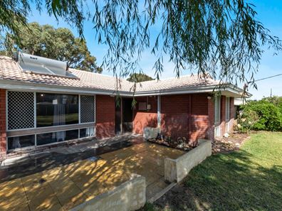 15 Merilup Court, Hillman WA 6168