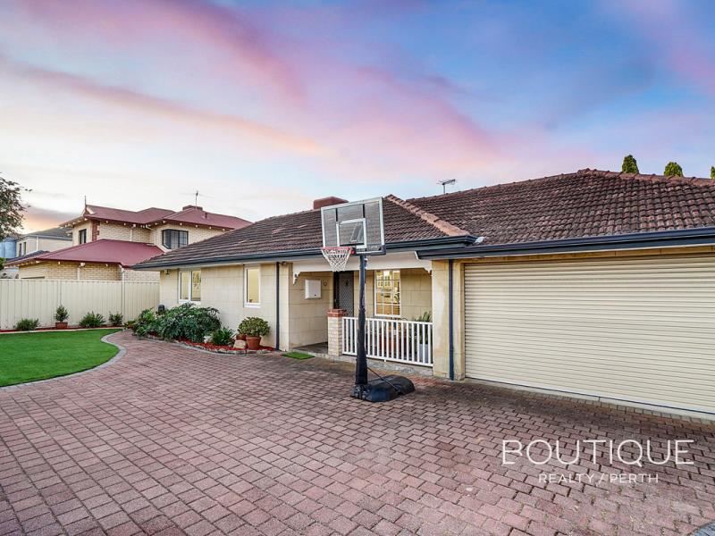 220 Newborough Street, Karrinyup