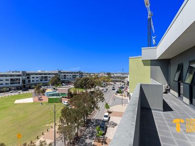 35/20 Signal Terrace, Cockburn Central WA 6164