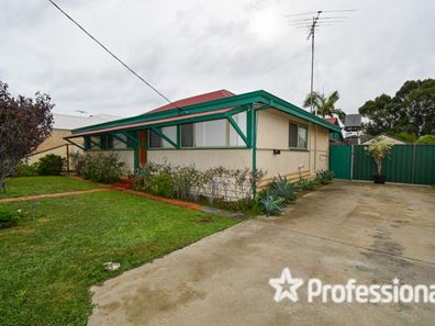 8 Kitchener Street, Dudley Park WA 6210