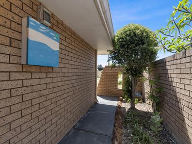 21B Rotohine  Place, Cooloongup WA 6168