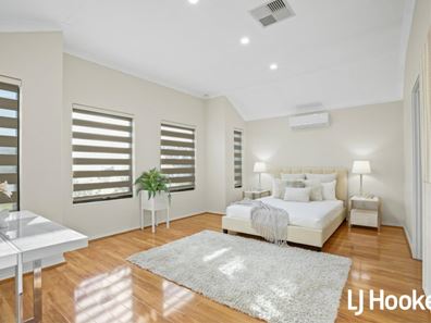121 Shreeve Road, Canning Vale WA 6155