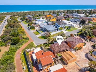 16/4 Perina Way, City Beach WA 6015
