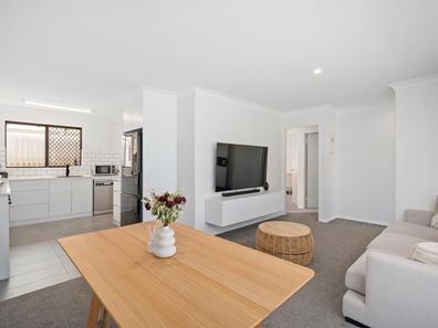 2/23 Lockhart Street, Como WA 6152