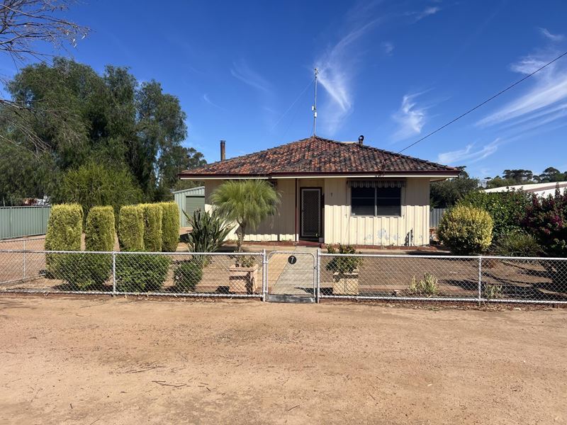7 Doreen Street, Narembeen