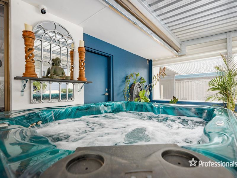 6 Abalone Place, Sunset Beach WA 6530