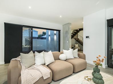 10 Thompson Street, North Perth WA 6006