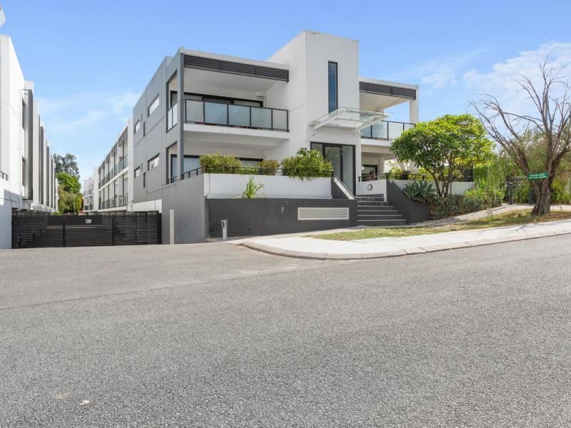 3/3 Roscorla Avenue, Yokine
