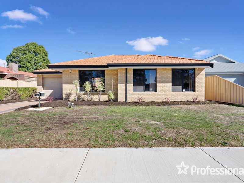 4A Linthorne Way, Balga WA 6061