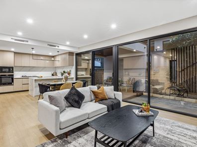 34B Reynolds Rd, Applecross WA 6153