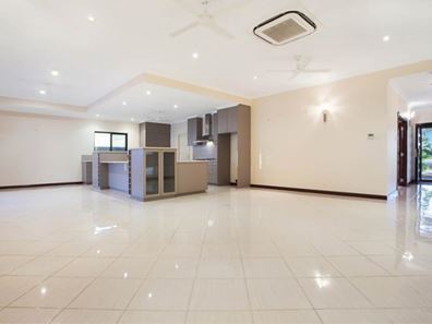 38 Walkington Circle, Millars Well WA 6714