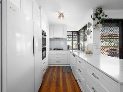26 Reynolds Avenue, Greenfields WA 6210