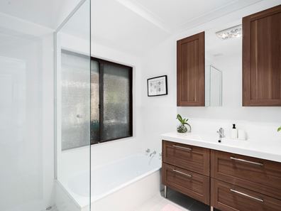 26 Reynolds Avenue, Greenfields WA 6210
