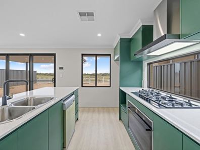 43 Tidal Drive, Port Kennedy WA 6172