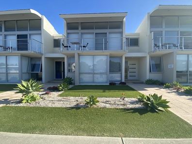 4 Hill Street, Jurien Bay WA 6516