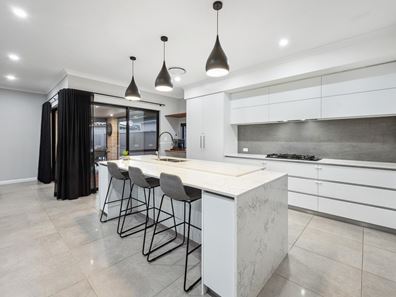 9 Loseto Link, Piara Waters WA 6112