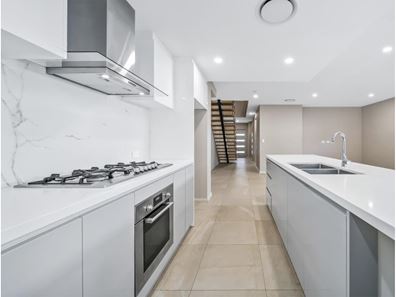 9/32 Peninsula Road, Maylands WA 6051