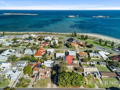 4/9-11 Gloucester Avenue, Shoalwater WA 6169
