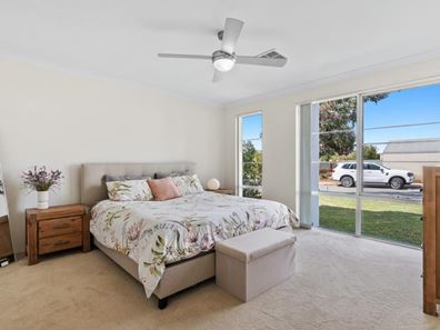 19 Willandra Parkway, Wandi WA 6167