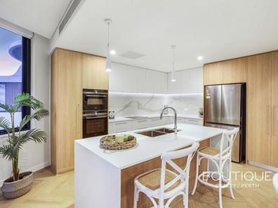 409/10 Nautilus Crescent, Scarborough WA 6019