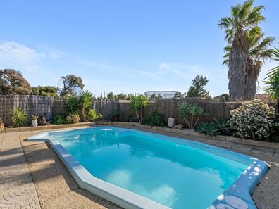 6 Lina Close, Craigie WA 6025